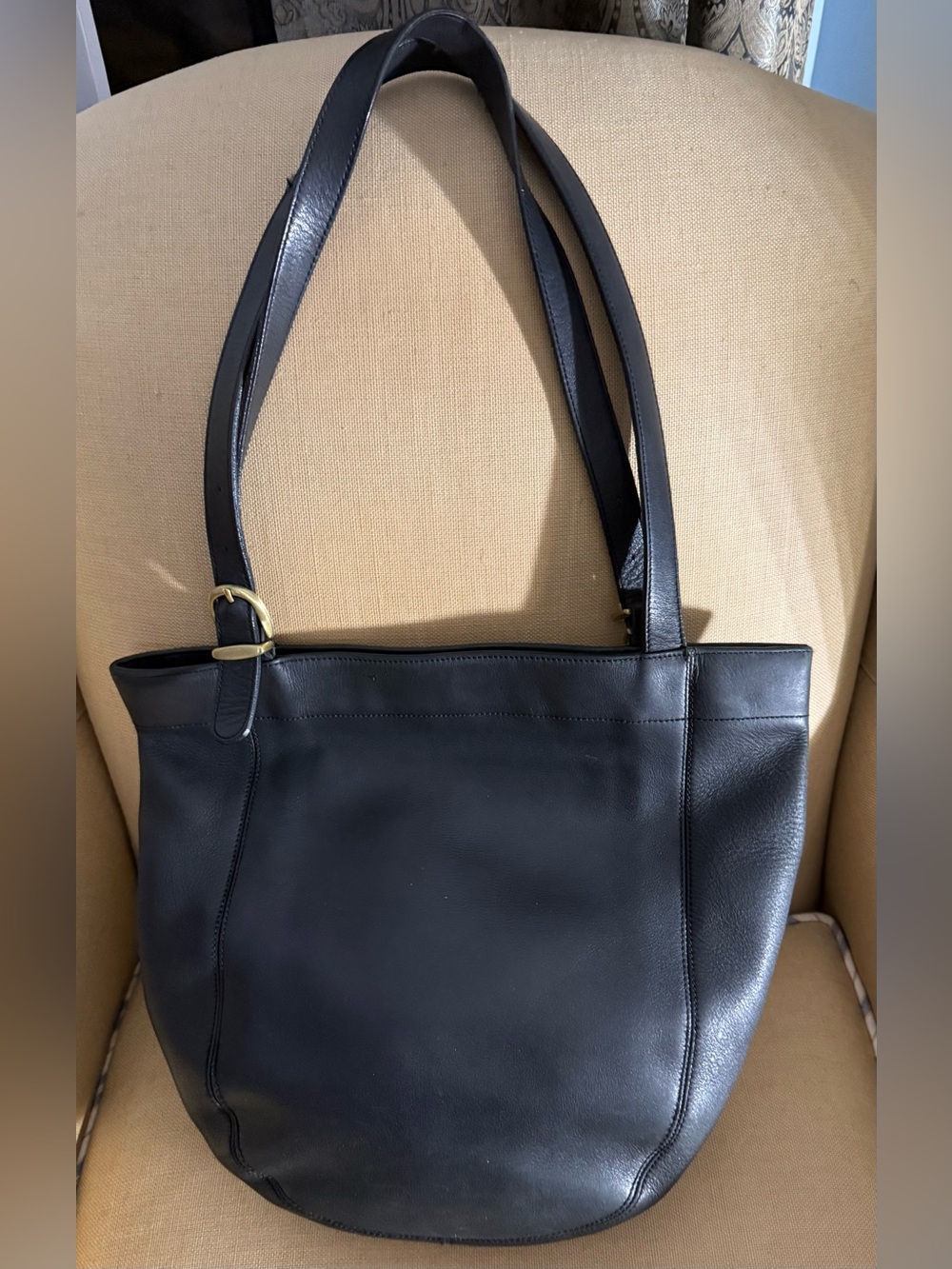 Vintage Coach Black Leather Bucket Tote Shoulder Bag Brass